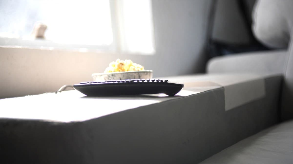넷플릭스 4K 버퍼링 없애는 방법, 화질별 필요 속도표·원인 5가지·TV 유선 연결과 공유기 설정 순서